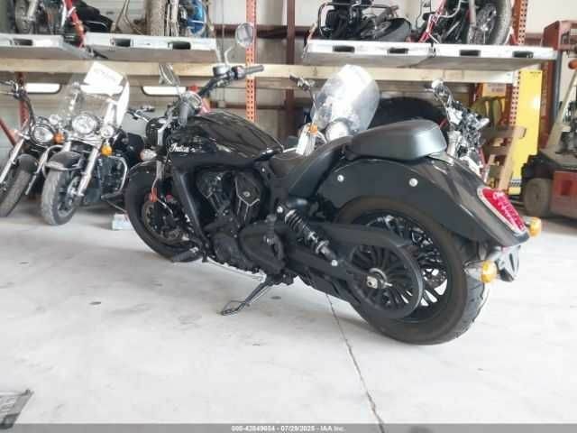 Индиан Scout Sixty, объемом двигателя 1 л и пробегом 0 тыс. км за 4000 $, фото 2 на Automoto.ua