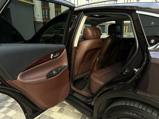 Інфініті ЕК 2009 у Івано-Франківську на Automoto.ua Коричневий Інфініті ЕК, об'ємом двигуна 3.5 л та пробігом 179 тис. км за 14600 $, фото 22 на Automoto.ua