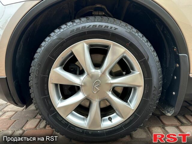 Инфинити ЕК, объемом двигателя 35 л и пробегом 123 тыс. км за 10950 $, фото 5 на Automoto.ua