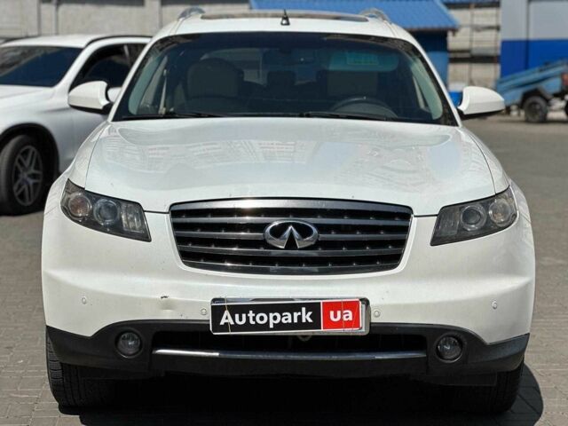 Белый Инфинити ФХ, объемом двигателя 3.5 л и пробегом 323 тыс. км за 6790 $, фото 1 на Automoto.ua