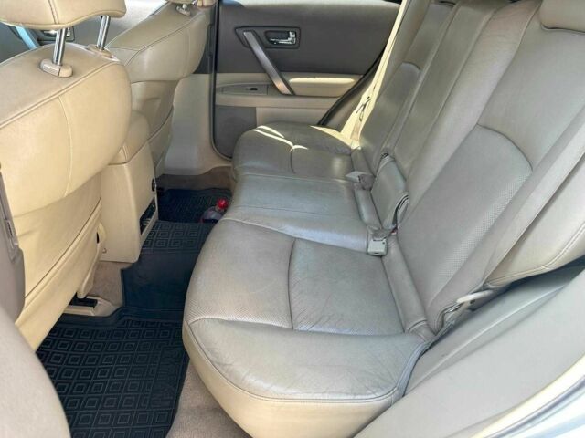 Белый Инфинити ФХ, объемом двигателя 3.5 л и пробегом 323 тыс. км за 6790 $, фото 10 на Automoto.ua