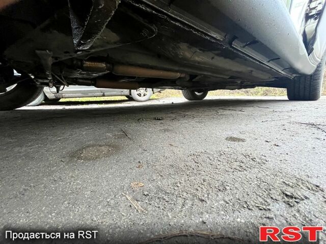 Бежевый Инфинити ФХ, объемом двигателя 3.5 л и пробегом 300 тыс. км за 6200 $, фото 9 на Automoto.ua