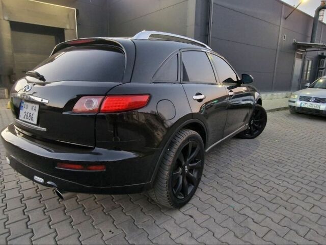 Черный Инфинити ФХ, объемом двигателя 4.5 л и пробегом 255 тыс. км за 6900 $, фото 3 на Automoto.ua