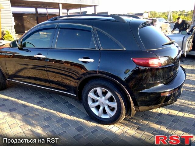 Чорний Інфініті ФХ, об'ємом двигуна 3.5 л та пробігом 290 тис. км за 8400 $, фото 4 на Automoto.ua