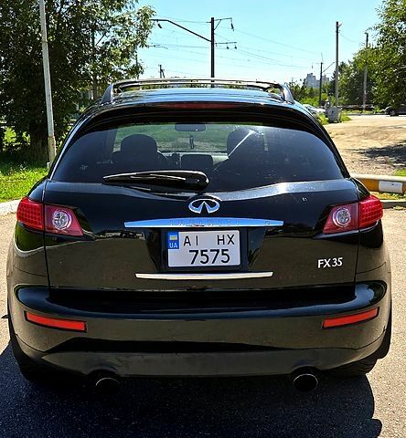 Чорний Інфініті ФХ, об'ємом двигуна 3.5 л та пробігом 300 тис. км за 7700 $, фото 4 на Automoto.ua