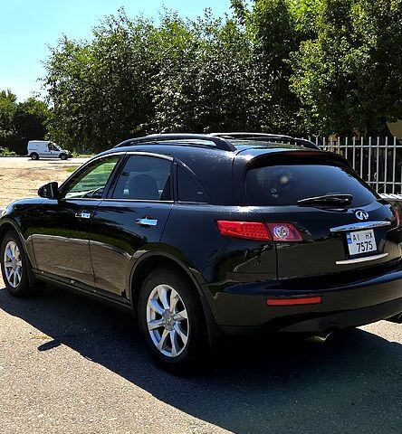 Чорний Інфініті ФХ, об'ємом двигуна 3.5 л та пробігом 300 тис. км за 7700 $, фото 3 на Automoto.ua