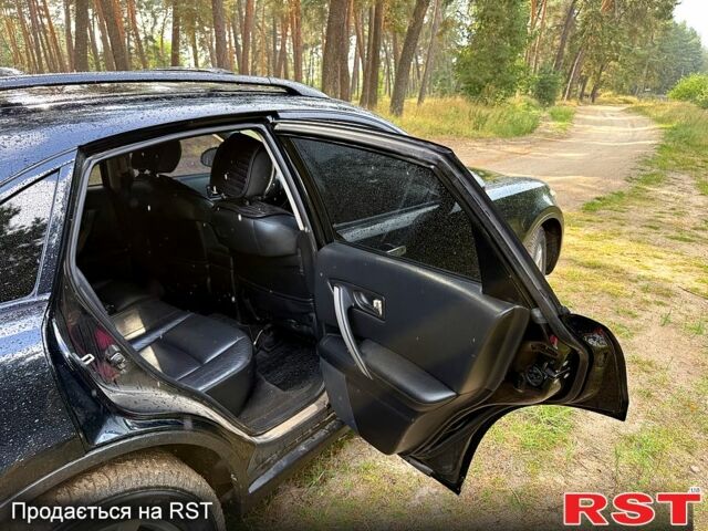 Чорний Інфініті ФХ, об'ємом двигуна 3.5 л та пробігом 245 тис. км за 7500 $, фото 6 на Automoto.ua
