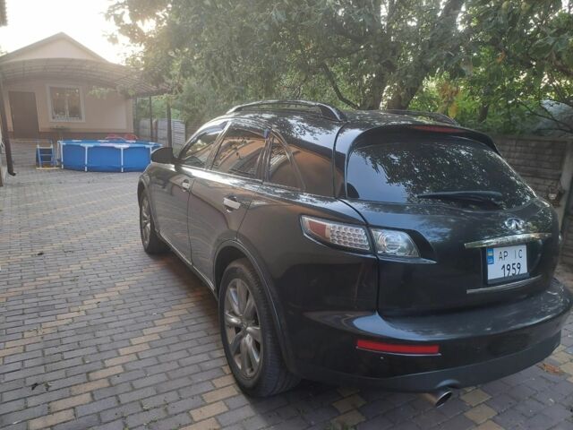 Черный Инфинити ФХ, объемом двигателя 3.5 л и пробегом 172 тыс. км за 9500 $, фото 6 на Automoto.ua