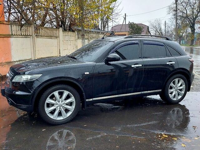 Черный Инфинити ФХ, объемом двигателя 3.5 л и пробегом 0 тыс. км за 10300 $, фото 11 на Automoto.ua