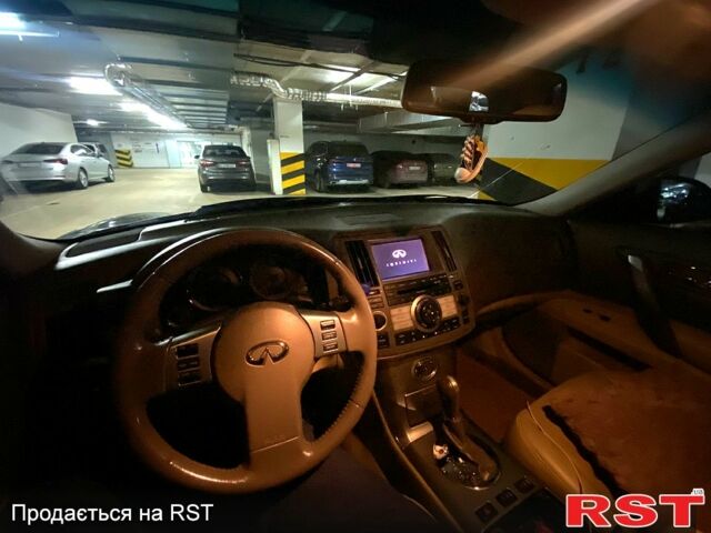 Черный Инфинити ФХ, объемом двигателя 3.5 л и пробегом 246 тыс. км за 10300 $, фото 3 на Automoto.ua