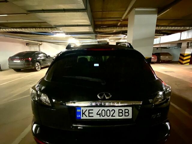 Черный Инфинити ФХ, объемом двигателя 3.5 л и пробегом 246 тыс. км за 10300 $, фото 7 на Automoto.ua