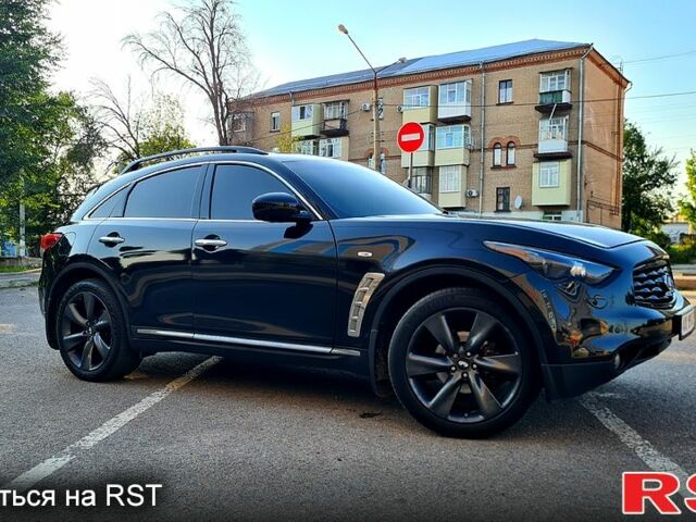 Черный Инфинити ФХ, объемом двигателя 3.5 л и пробегом 190 тыс. км за 14900 $, фото 3 на Automoto.ua