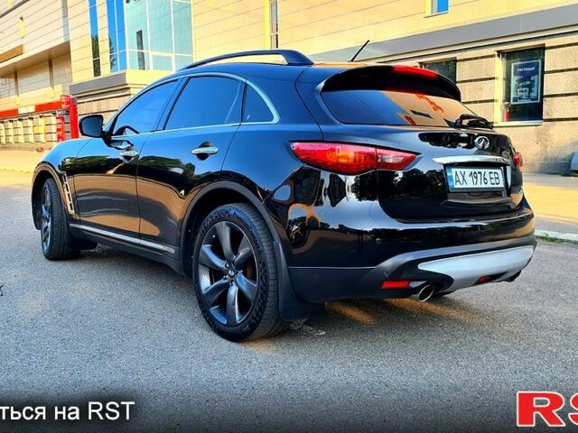 Черный Инфинити ФХ, объемом двигателя 3.5 л и пробегом 190 тыс. км за 14900 $, фото 6 на Automoto.ua