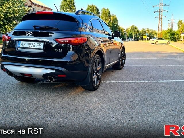 Черный Инфинити ФХ, объемом двигателя 3.5 л и пробегом 190 тыс. км за 14900 $, фото 5 на Automoto.ua