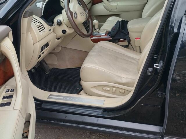 Інфініті ФХ 2010 у Полтаві на Automoto.ua Чорний Інфініті ФХ, об'ємом двигуна 5 л та пробігом 170 тис. км за 11800 $, фото 4 на Automoto.ua