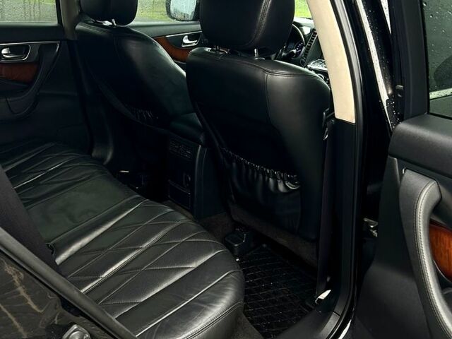 Інфініті ФХ, об'ємом двигуна 3.7 л та пробігом 180 тис. км за 14450 $, фото 7 на Automoto.ua