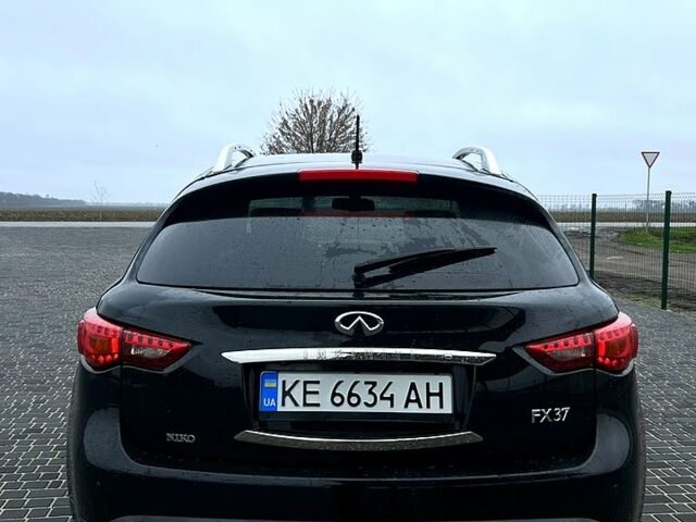 Інфініті ФХ, об'ємом двигуна 3.7 л та пробігом 180 тис. км за 14450 $, фото 3 на Automoto.ua