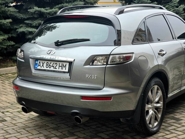 Серый Инфинити ФХ, объемом двигателя 3.5 л и пробегом 168 тыс. км за 8900 $, фото 5 на Automoto.ua