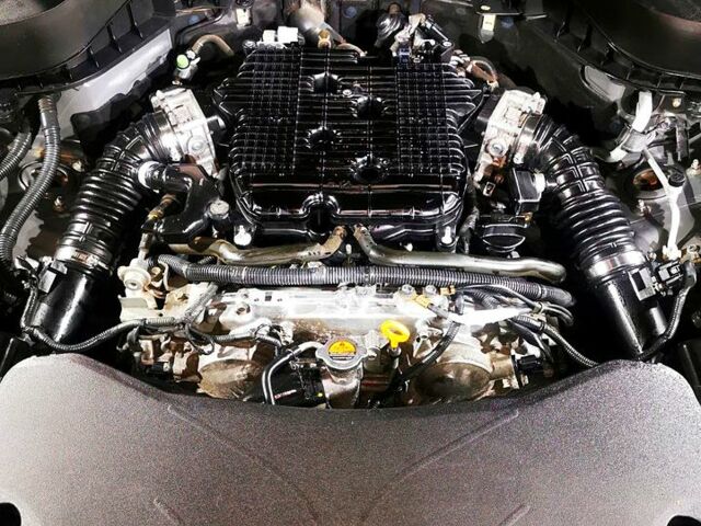 Серый Инфинити ФХ, объемом двигателя 3.7 л и пробегом 179 тыс. км за 18200 $, фото 11 на Automoto.ua