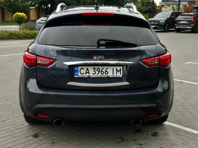 Синий Инфинити ФХ, объемом двигателя 3.5 л и пробегом 190 тыс. км за 11500 $, фото 10 на Automoto.ua