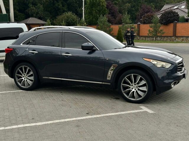 Синий Инфинити ФХ, объемом двигателя 3.5 л и пробегом 190 тыс. км за 11500 $, фото 3 на Automoto.ua