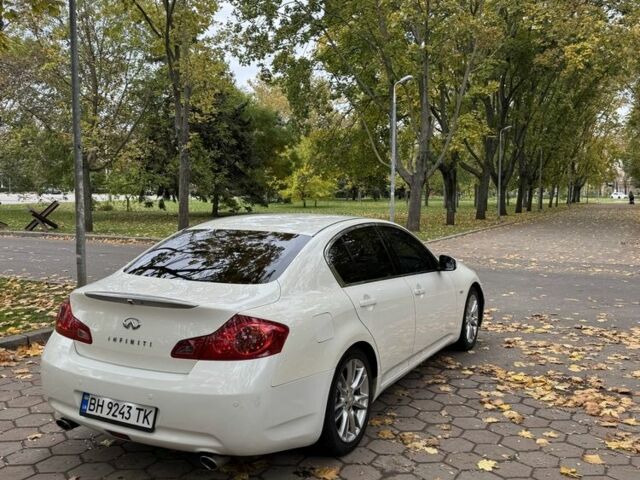 Білий Інфініті Г, об'ємом двигуна 2.5 л та пробігом 208 тис. км за 9700 $, фото 3 на Automoto.ua