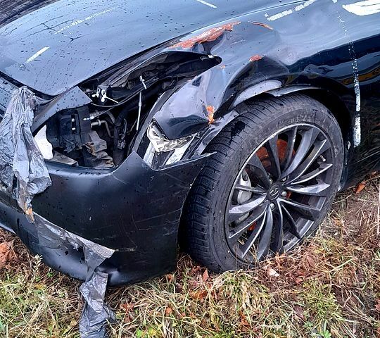 Черный Инфинити Г, объемом двигателя 3.7 л и пробегом 0 тыс. км за 7000 $, фото 4 на Automoto.ua