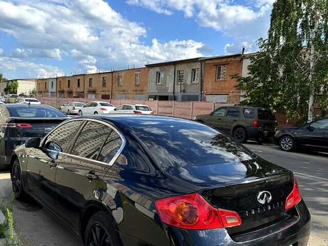 Черный Инфинити Г, объемом двигателя 3.5 л и пробегом 270 тыс. км за 6850 $, фото 2 на Automoto.ua