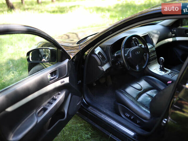 Черный Инфинити Г, объемом двигателя 3.5 л и пробегом 206 тыс. км за 8200 $, фото 4 на Automoto.ua