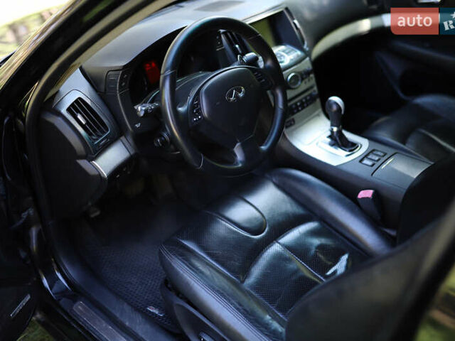 Черный Инфинити Г, объемом двигателя 3.5 л и пробегом 206 тыс. км за 8200 $, фото 3 на Automoto.ua