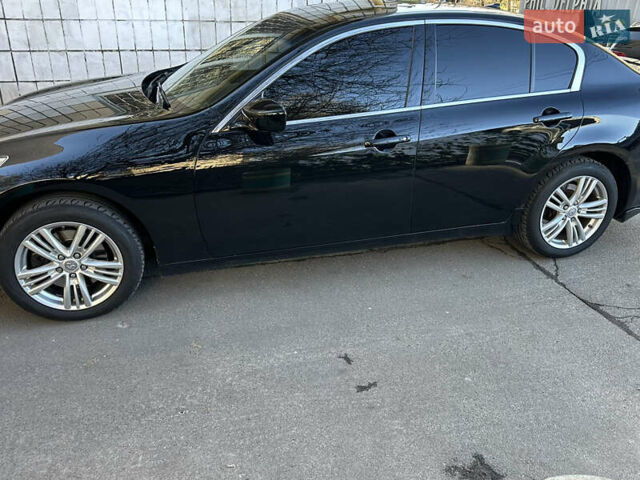 Черный Инфинити Г, объемом двигателя 2.5 л и пробегом 178 тыс. км за 10500 $, фото 14 на Automoto.ua