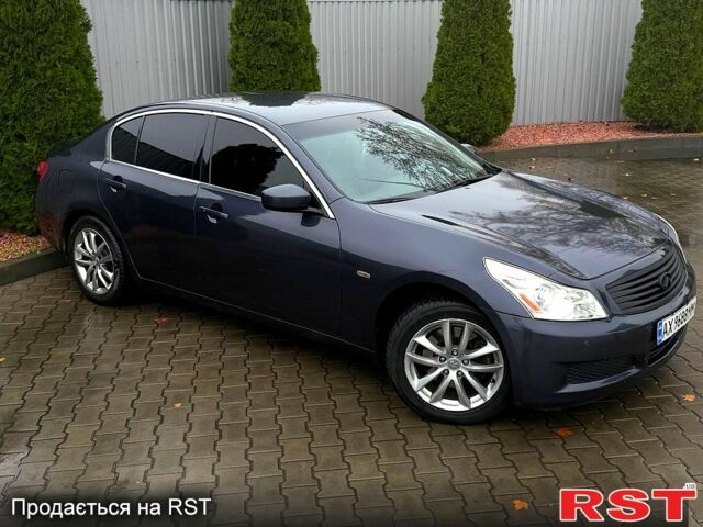 Сірий Інфініті Г, об'ємом двигуна 3.5 л та пробігом 261 тис. км за 6700 $, фото 1 на Automoto.ua