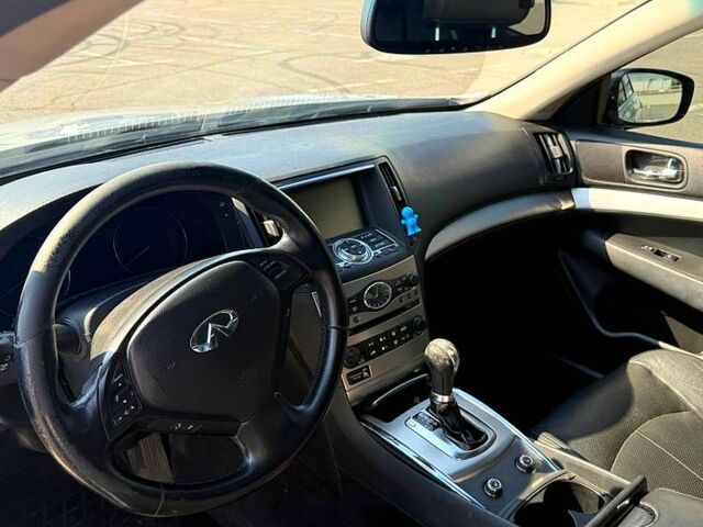 Инфинити Г 2011 в Киеве на Automoto.ua Серый Инфинити Г, объемом двигателя 2.5 л и пробегом 270 тыс. км за 8500 $, фото 5 на Automoto.ua