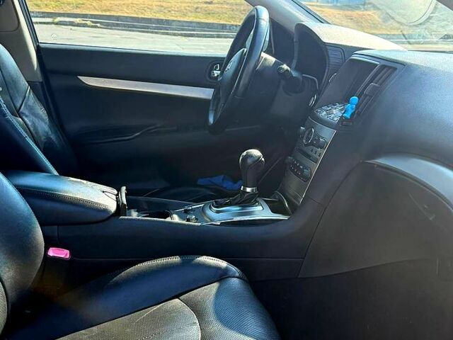 Инфинити Г 2011 в Киеве на Automoto.ua Серый Инфинити Г, объемом двигателя 2.5 л и пробегом 270 тыс. км за 8500 $, фото 4 на Automoto.ua