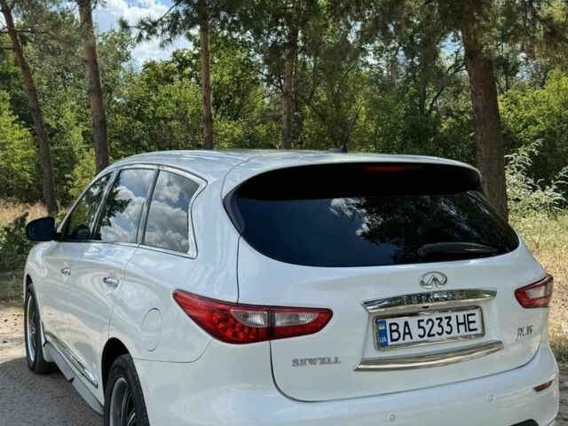 Инфинити ЖХ 2012 в Кропивницком (Кировограде) на Automoto.ua Белый Инфинити ЖХ, объемом двигателя 3.5 л и пробегом 213 тыс. км за 10500 $, фото 1 на Automoto.ua