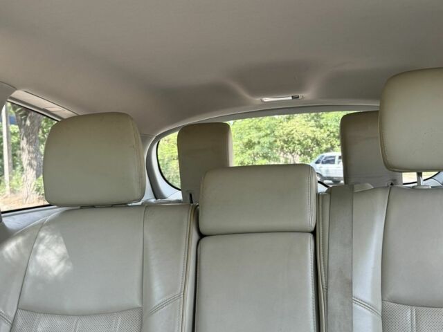 Инфинити ЖХ 2012 в Кропивницком (Кировограде) на Automoto.ua Белый Инфинити ЖХ, объемом двигателя 3.5 л и пробегом 213 тыс. км за 10500 $, фото 8 на Automoto.ua