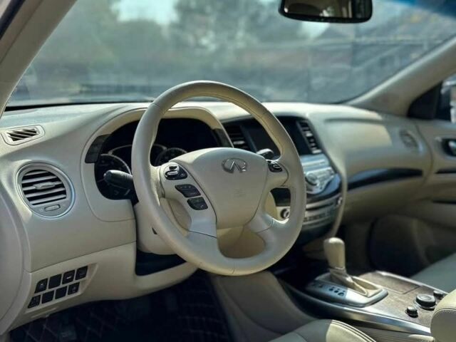 Білий Інфініті ЖХ, об'ємом двигуна 3.5 л та пробігом 225 тис. км за 13700 $, фото 3 на Automoto.ua