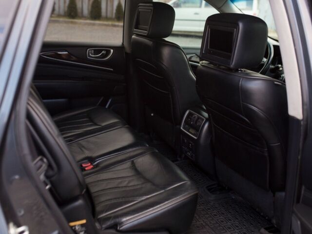 Серый Инфинити ЖХ, объемом двигателя 0 л и пробегом 187 тыс. км за 15000 $, фото 8 на Automoto.ua