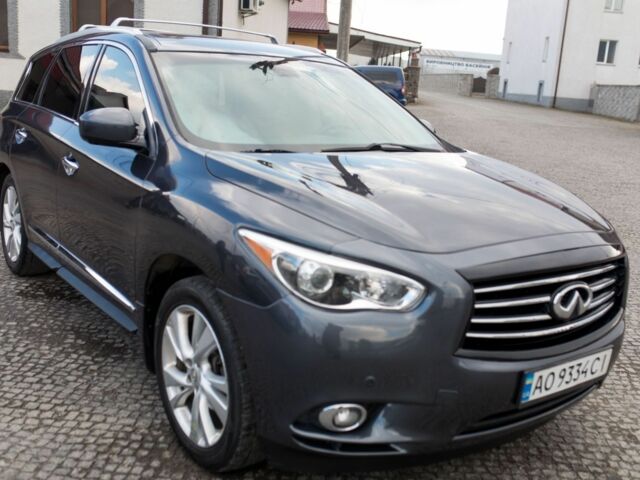 Серый Инфинити ЖХ, объемом двигателя 0 л и пробегом 187 тыс. км за 15000 $, фото 3 на Automoto.ua