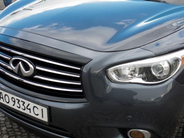 Серый Инфинити ЖХ, объемом двигателя 0 л и пробегом 187 тыс. км за 15000 $, фото 18 на Automoto.ua