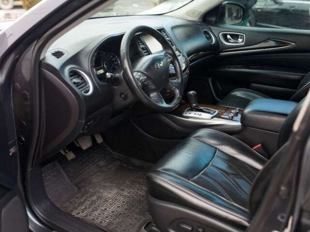 Серый Инфинити ЖХ, объемом двигателя 0 л и пробегом 187 тыс. км за 15000 $, фото 14 на Automoto.ua