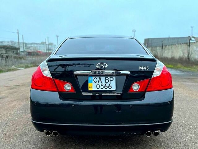 Черный Инфинити М, объемом двигателя 4.5 л и пробегом 150 тыс. км за 6900 $, фото 9 на Automoto.ua