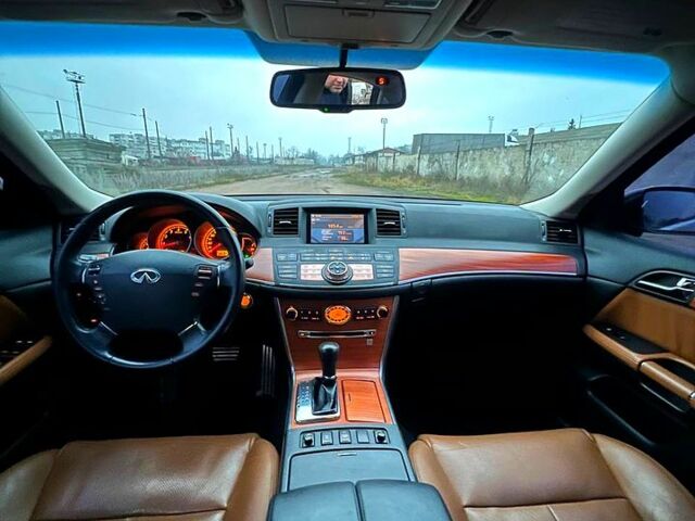 Черный Инфинити М, объемом двигателя 4.5 л и пробегом 150 тыс. км за 7700 $, фото 6 на Automoto.ua