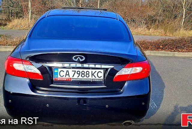 Черный Инфинити М, объемом двигателя 2.5 л и пробегом 206 тыс. км за 11300 $, фото 2 на Automoto.ua