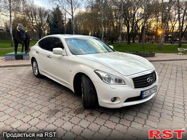 Инфинити М, объемом двигателя 2.5 л и пробегом 131 тыс. км за 11600 $, фото 1 на Automoto.ua