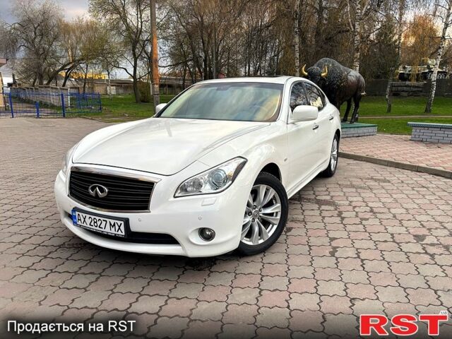 Инфинити М, объемом двигателя 2.5 л и пробегом 131 тыс. км за 11600 $, фото 2 на Automoto.ua