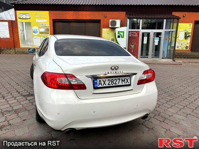 Инфинити М, объемом двигателя 2.5 л и пробегом 131 тыс. км за 11600 $, фото 3 на Automoto.ua