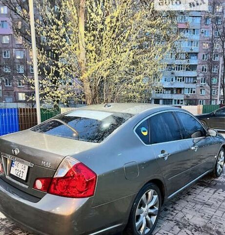 Сірий Інфініті М, об'ємом двигуна 4.5 л та пробігом 270 тис. км за 5500 $, фото 1 на Automoto.ua