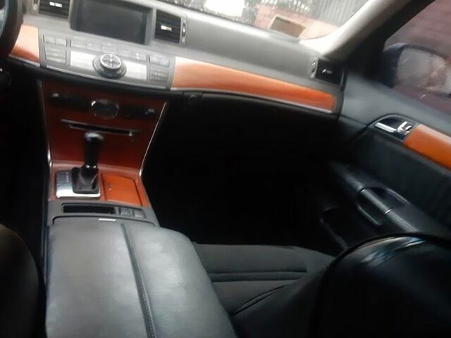 Серый Инфинити М, объемом двигателя 3.5 л и пробегом 200 тыс. км за 4900 $, фото 3 на Automoto.ua