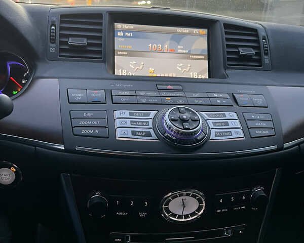 Инфинити M35 2008 в Киеве на Automoto.ua Черный Инфинити M35, объемом двигателя 3.5 л и пробегом 380 тыс. км за 8000 $, фото 30 на Automoto.ua
